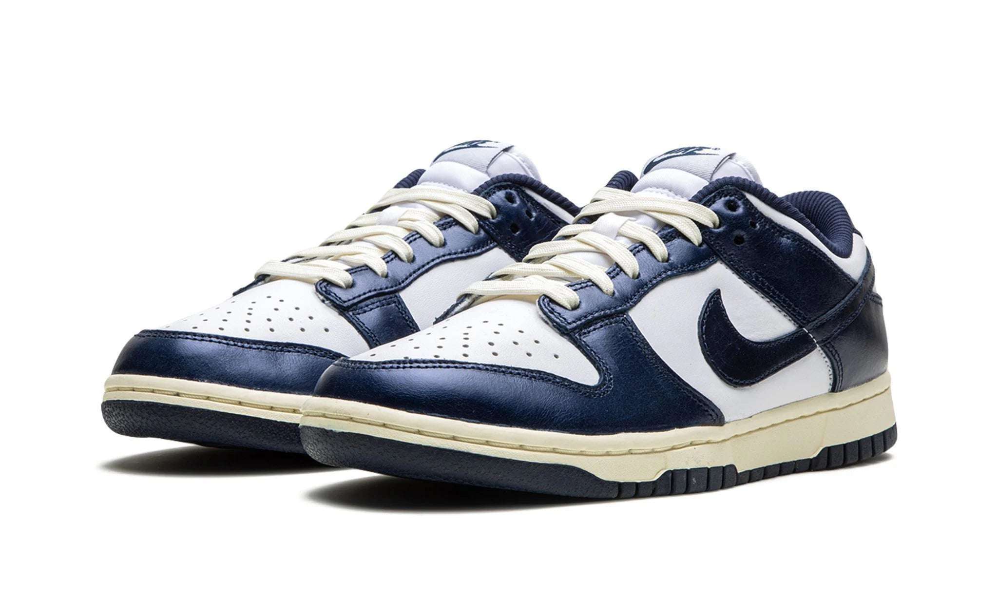 Dunk low 2004 deals