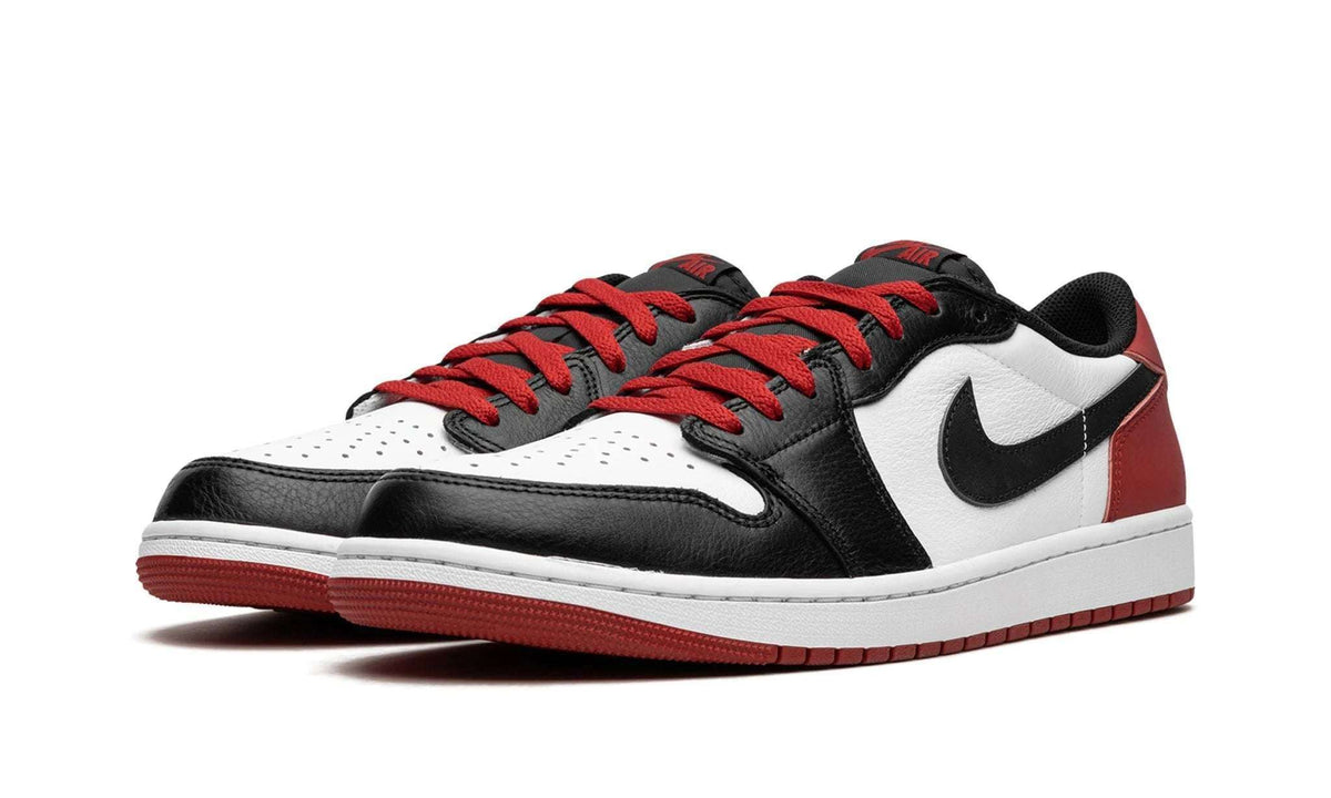 Nike Air Jordan 1 Retro Low OG Black Toe (2023)