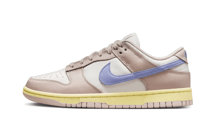 Nike Dunk Low Pink Oxford (W)