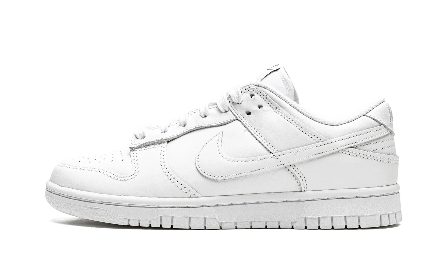 Nike Dunk Low Triple White